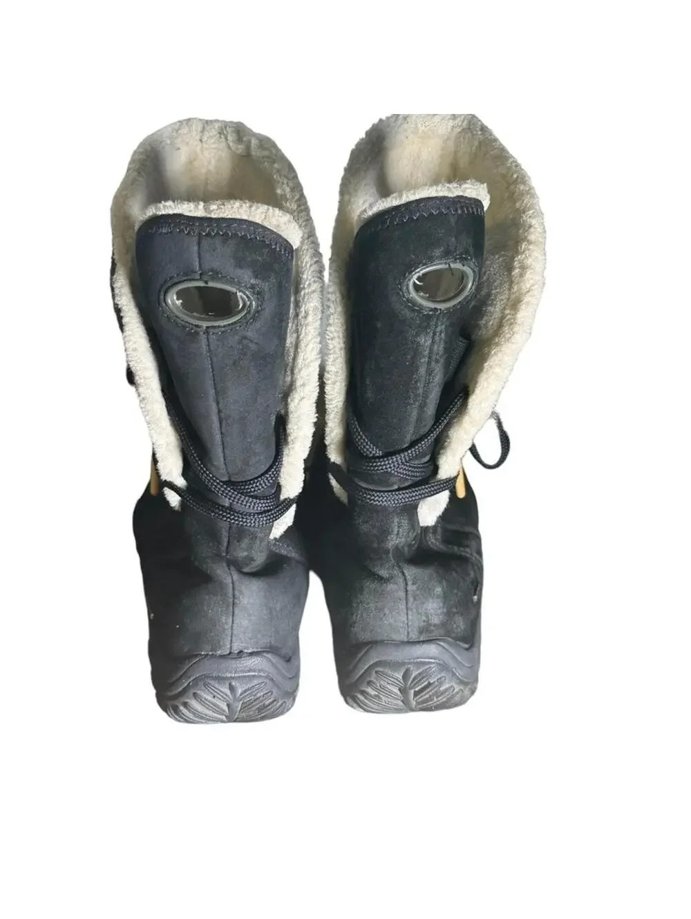 Patagonia Attlee Tie Women's Winter Boots in size US 5